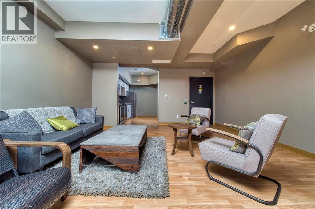 690 KING Street W Unit# 101 thumbnail 28