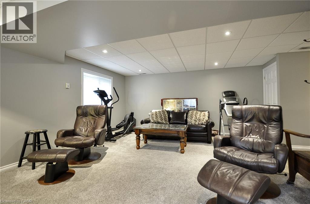 35 HADDAWAY Court thumbnail 25