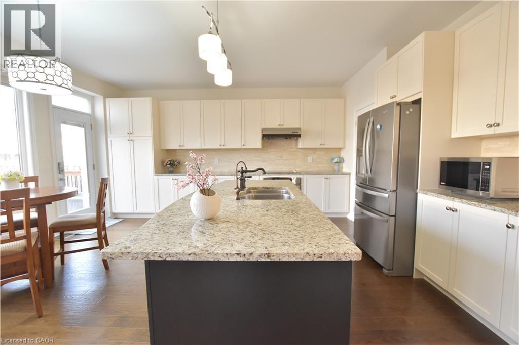 512 TERRINGTON Crescent thumbnail 21