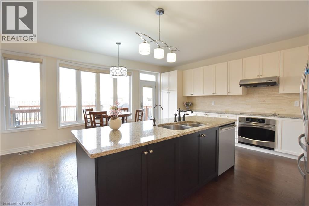 512 TERRINGTON Crescent thumbnail 20