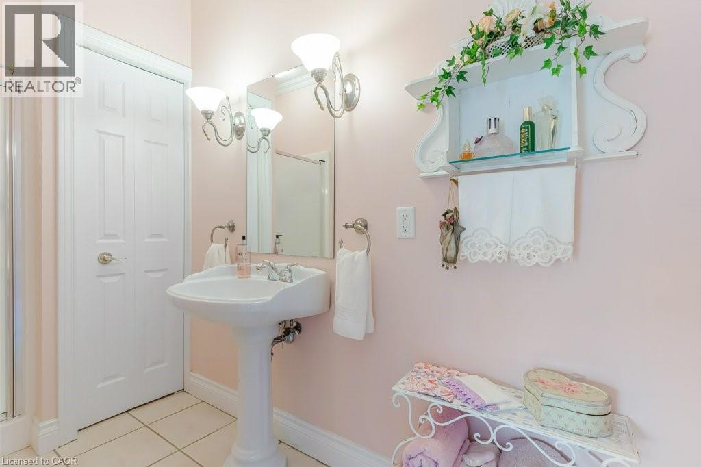 369 GEORGE Street N Unit# 2 thumbnail 24