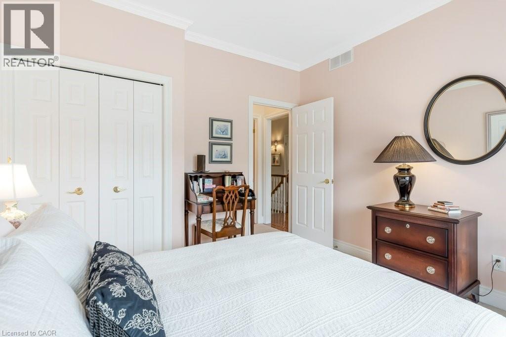 369 GEORGE Street N Unit# 2 thumbnail 23