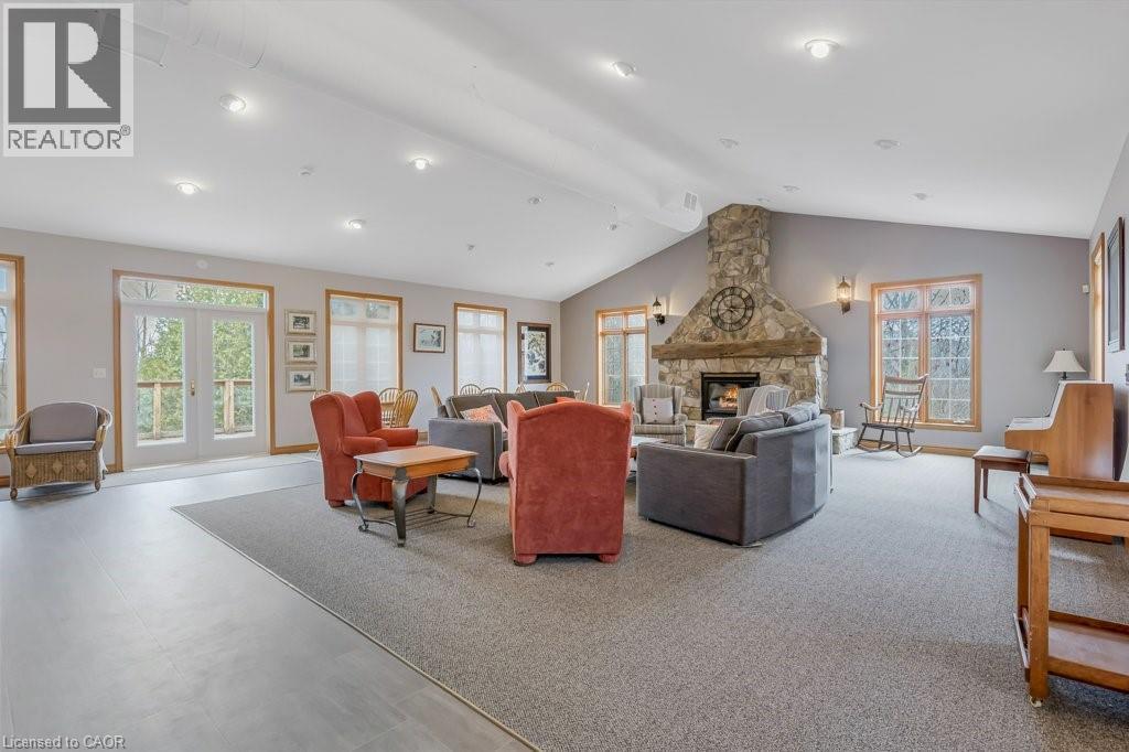 369 GEORGE Street N Unit# 2 thumbnail 42