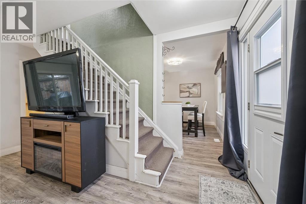 145 BRIDGEPORT Road E thumbnail 15