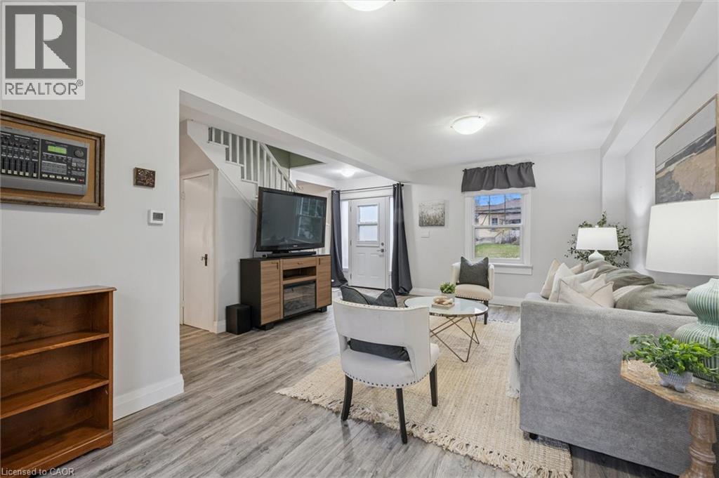 145 BRIDGEPORT Road E thumbnail 7