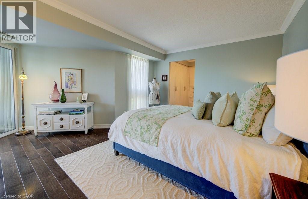 265 WESTCOURT Place Unit# 505 thumbnail 20