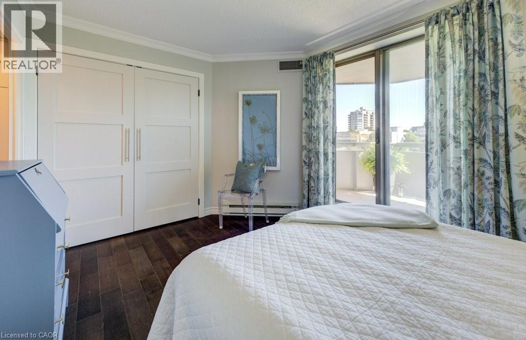 265 WESTCOURT Place Unit# 505 thumbnail 26