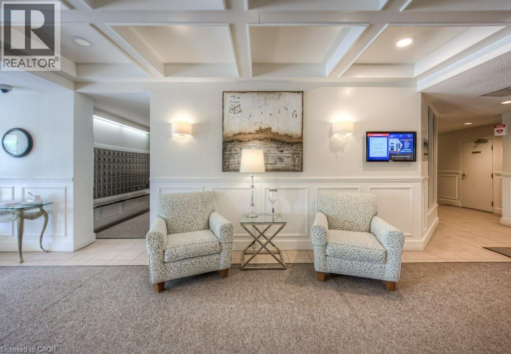 265 WESTCOURT Place Unit# 505 thumbnail 37