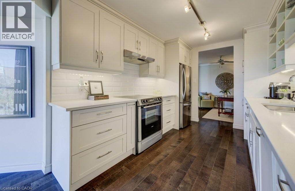 265 WESTCOURT Place Unit# 505 thumbnail 9