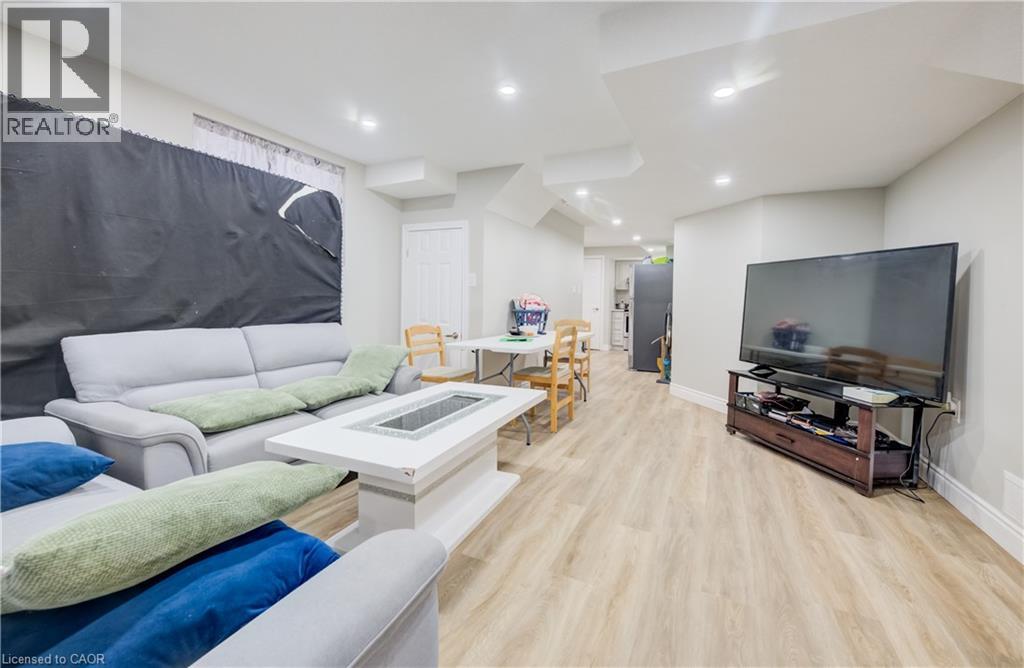 524 LINDEN Drive thumbnail 39