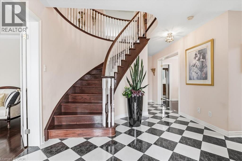 54 WOODCREST Court thumbnail 5