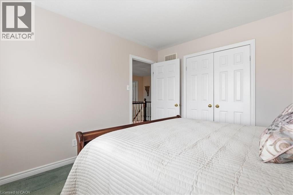 54 WOODCREST Court thumbnail 32