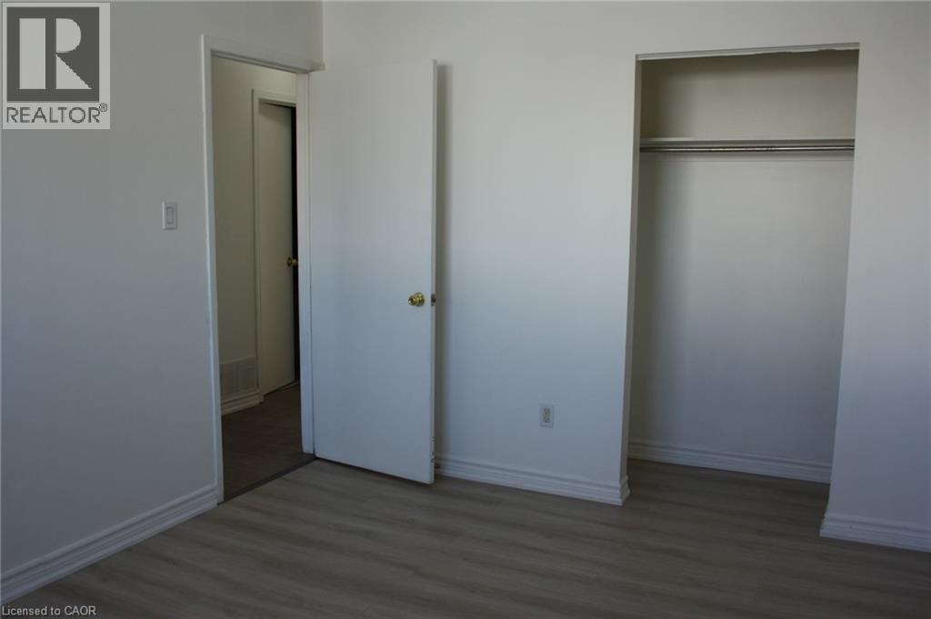 71 NICKOLAS Crescent thumbnail 8