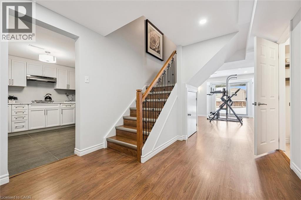 488 HEATHER HILL Place thumbnail 32