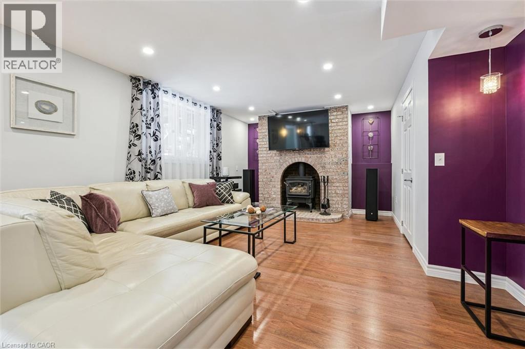 488 HEATHER HILL Place thumbnail 36