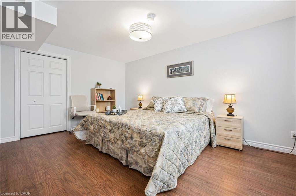 488 HEATHER HILL Place thumbnail 39