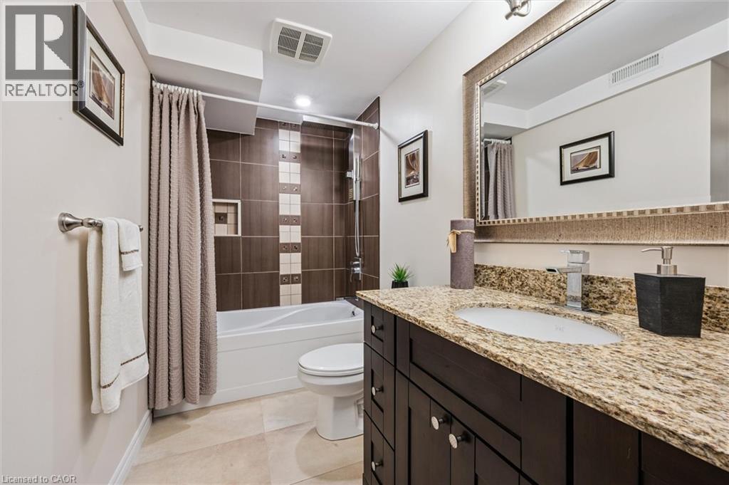 488 HEATHER HILL Place thumbnail 40