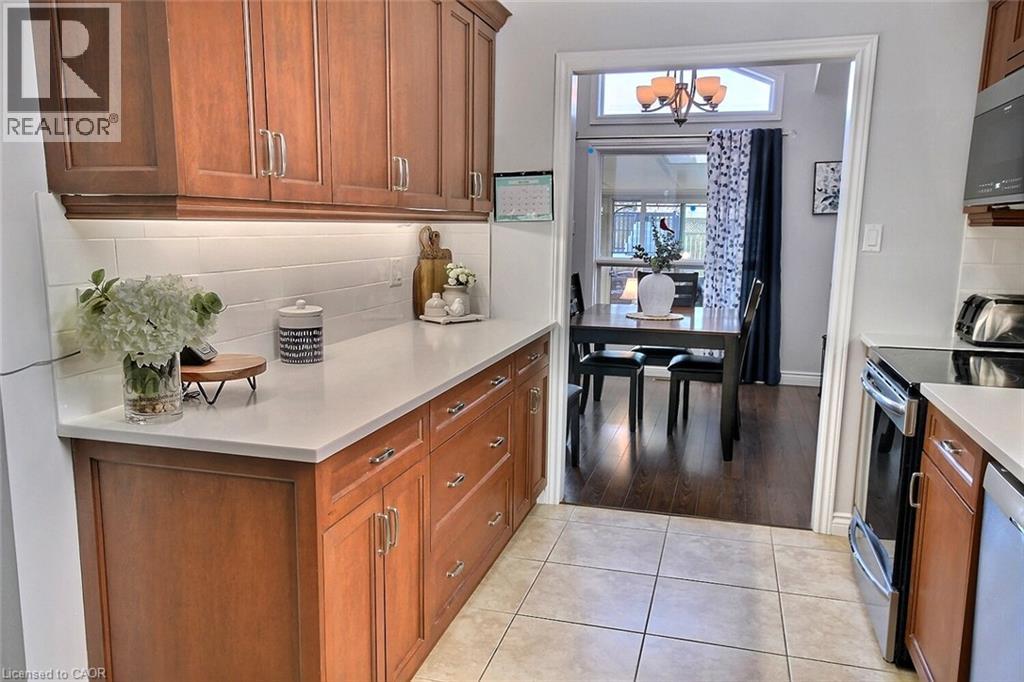 16 SULLIVAN Court thumbnail 11