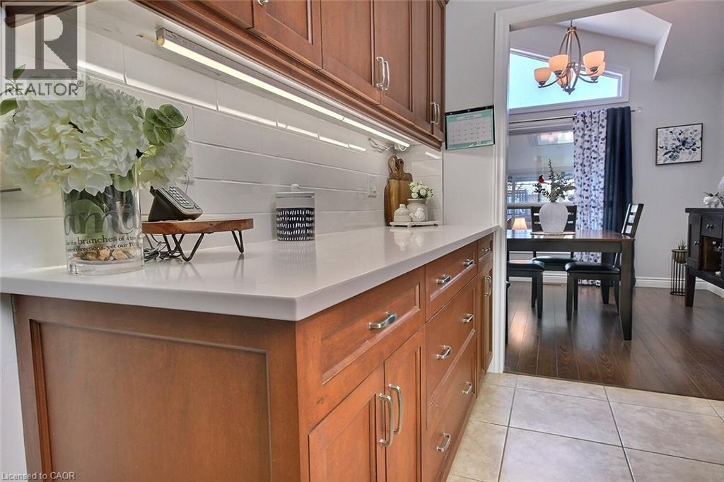 16 SULLIVAN Court thumbnail 13