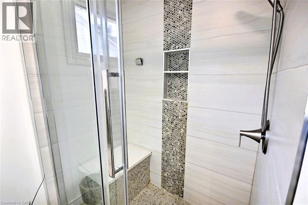 16 SULLIVAN Court thumbnail 19