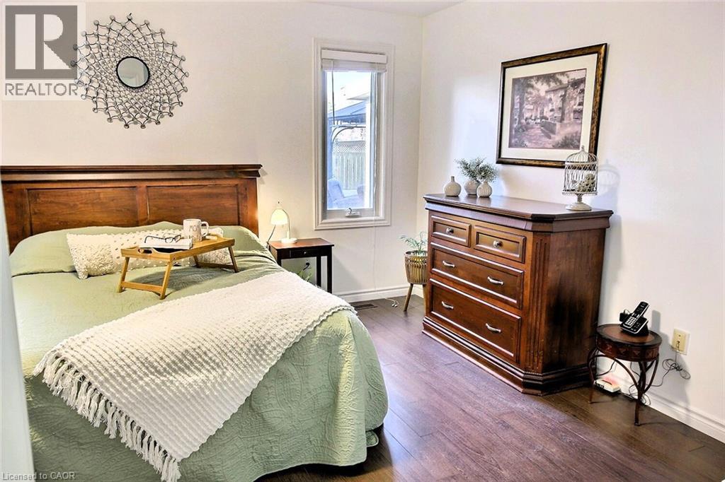 16 SULLIVAN Court thumbnail 20