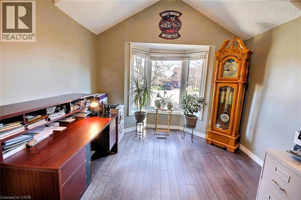 16 SULLIVAN Court thumbnail 23