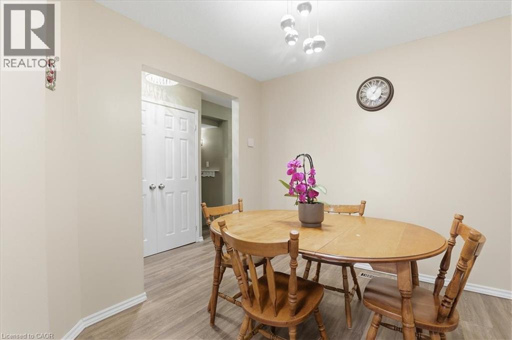 10 HOLBORN Court Unit# 30 thumbnail 10