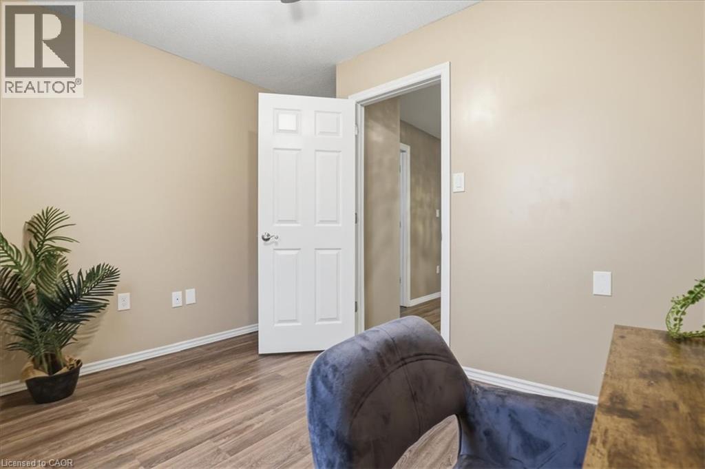 10 HOLBORN Court Unit# 30 thumbnail 34