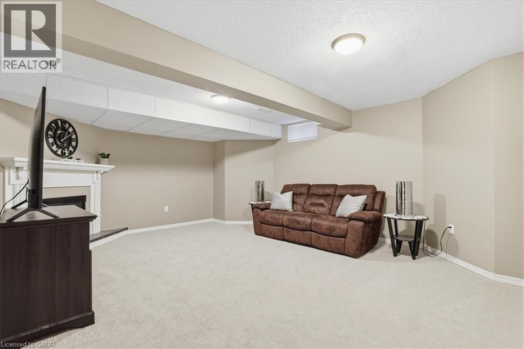 10 HOLBORN Court Unit# 30 thumbnail 35