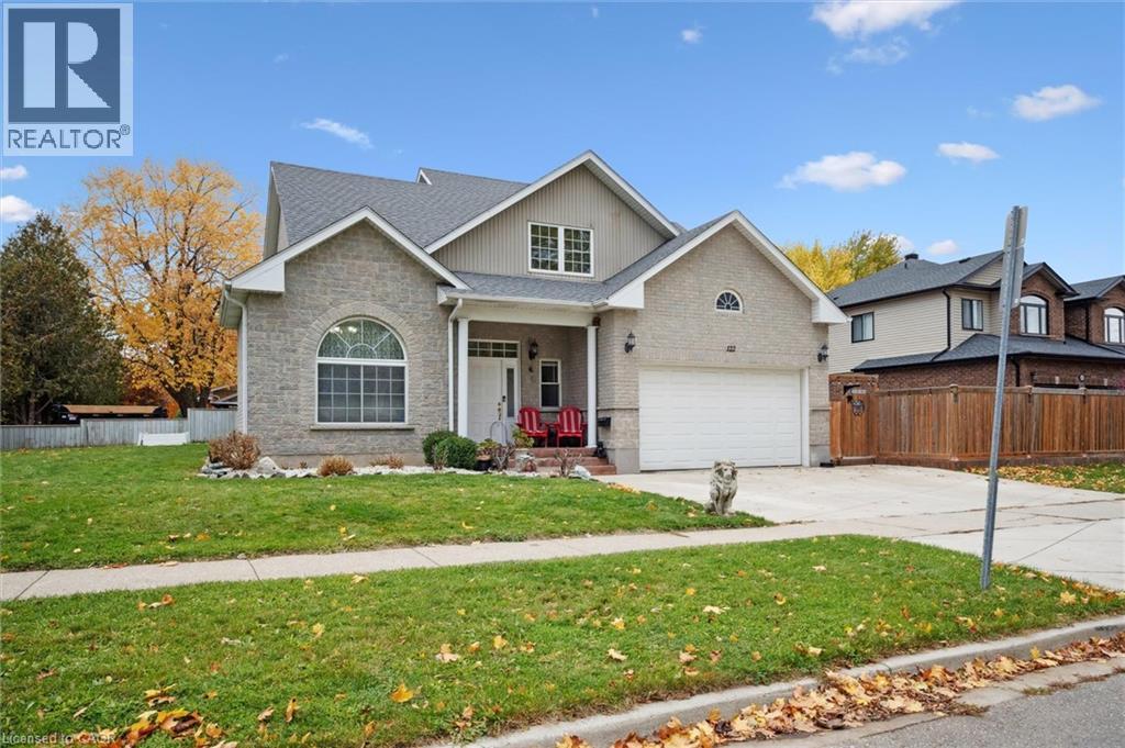 122 GRAND RIVER Boulevard thumbnail 4