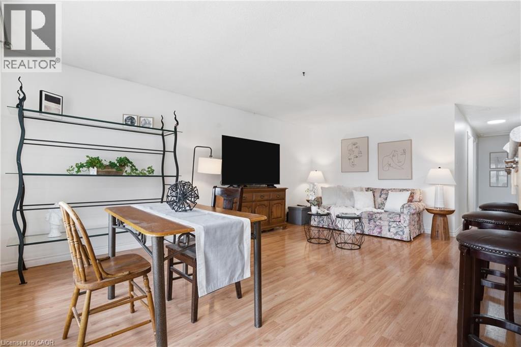 515 STRASBURG Road thumbnail 5