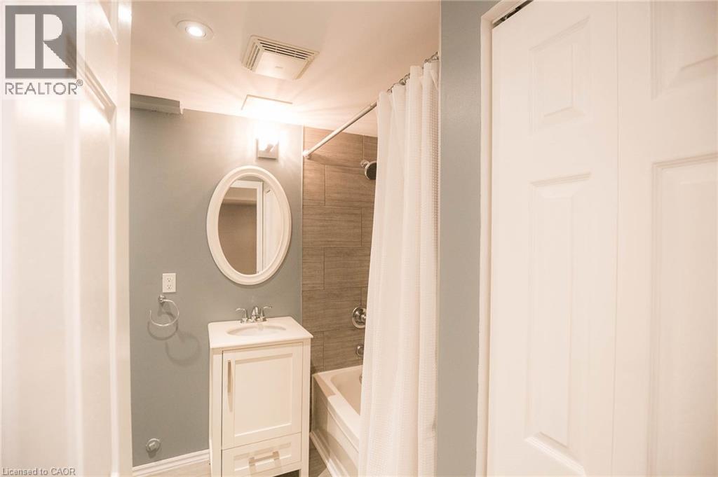 96 PATHFINDER Crescent thumbnail 15