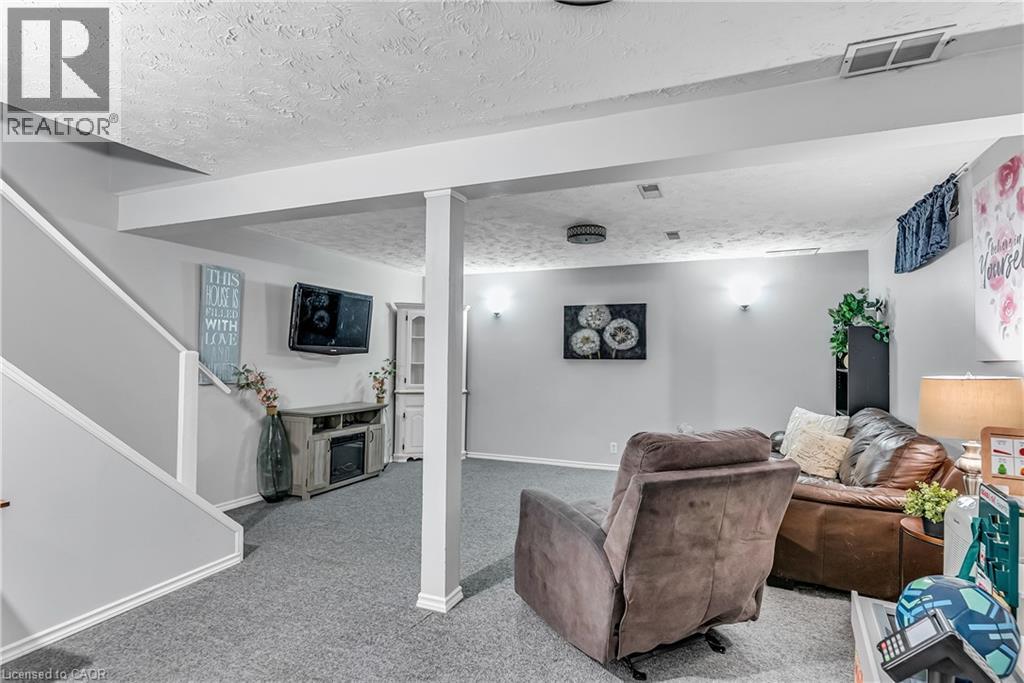 219 KINGSWOOD Drive Unit# 52 thumbnail 40