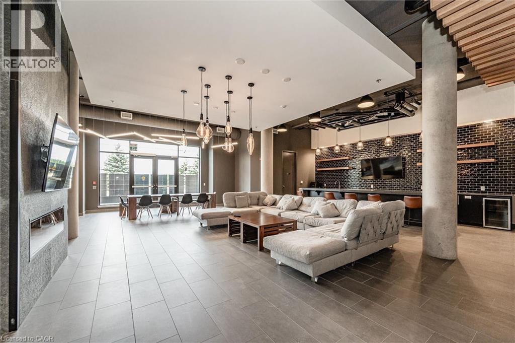 251 NORTHFIELD Drive E Unit# 105 thumbnail 20