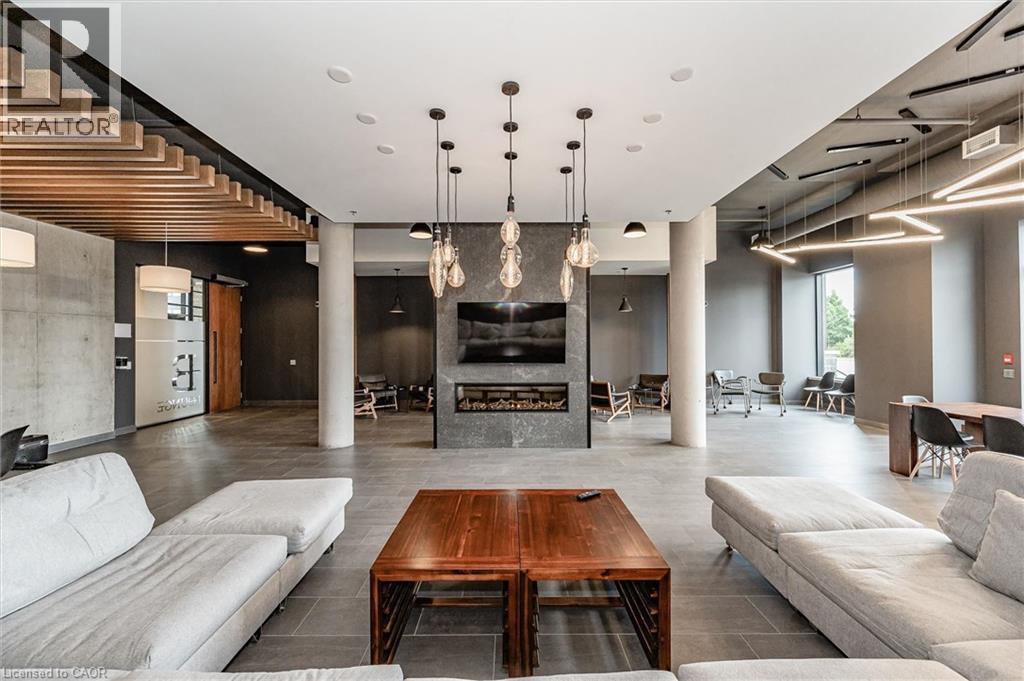 251 NORTHFIELD Drive E Unit# 105 thumbnail 21