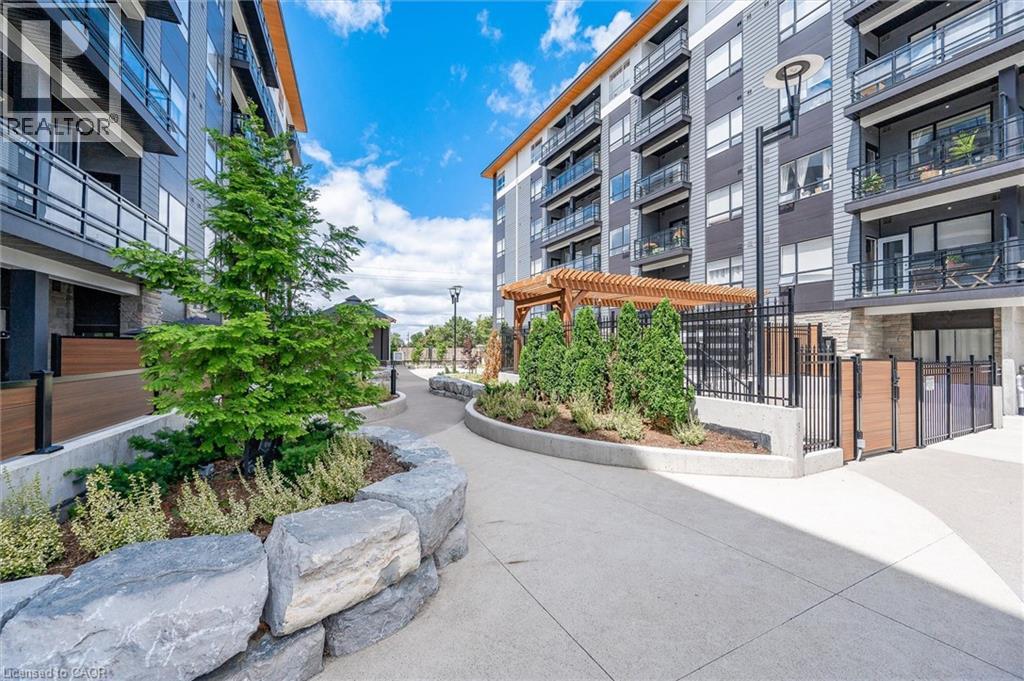 251 NORTHFIELD Drive E Unit# 105 thumbnail 33