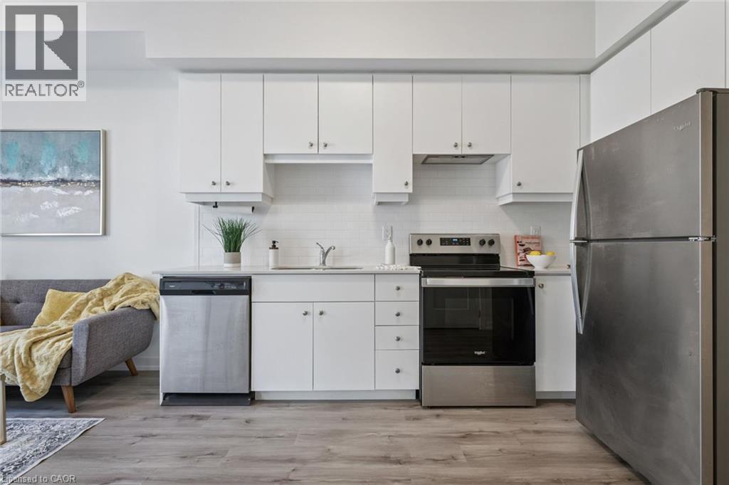 251 NORTHFIELD Drive E Unit# 105 thumbnail 6