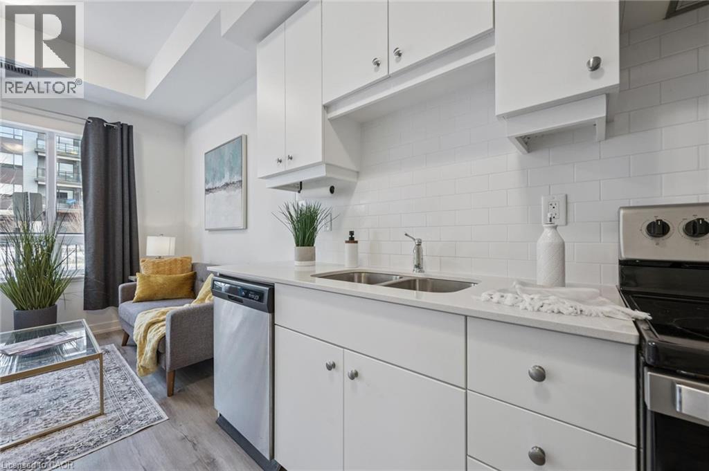 251 NORTHFIELD Drive E Unit# 105 thumbnail 7