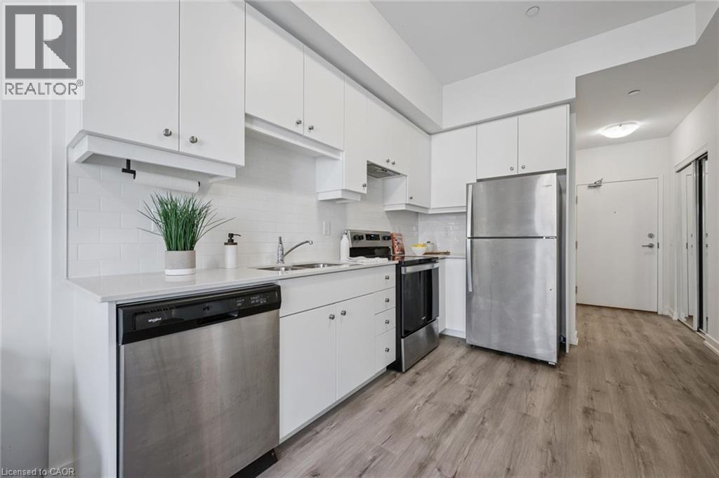 251 NORTHFIELD Drive E Unit# 105 thumbnail 8