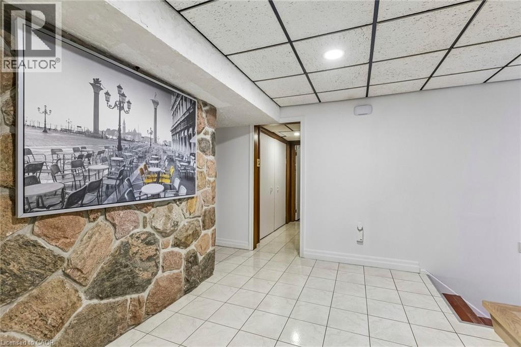 3 CHICOPEE Terrace thumbnail 19