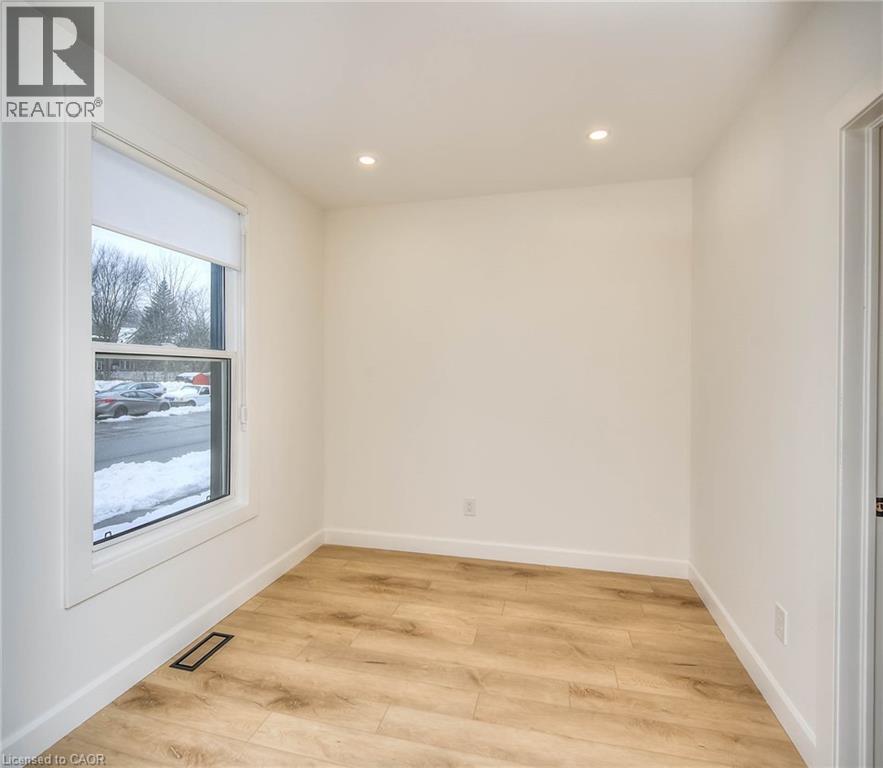 2 ESSON Street thumbnail 13