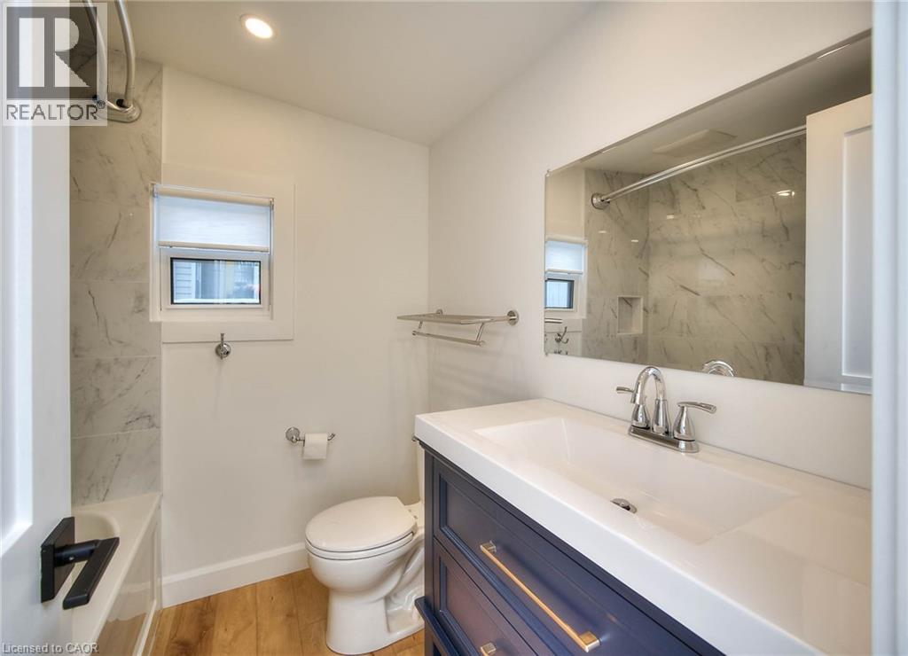 2 ESSON Street thumbnail 27