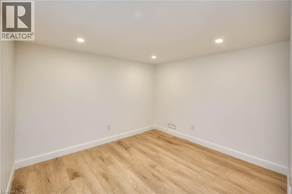 2 ESSON Street thumbnail 34