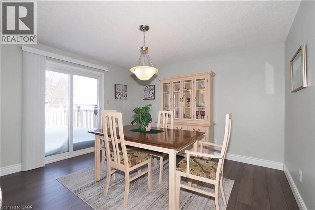 20 FIELDSTONE Walk thumbnail 11