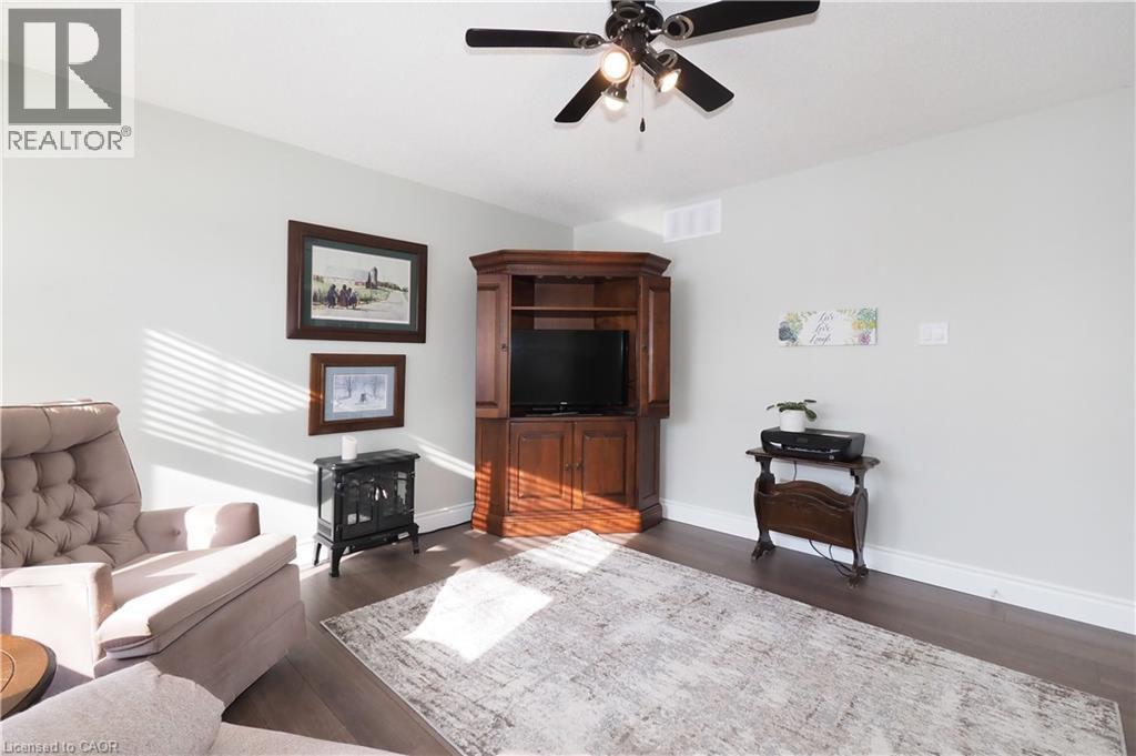 20 FIELDSTONE Walk thumbnail 15