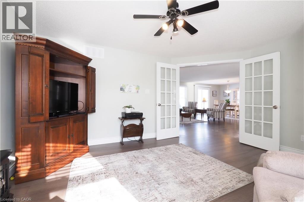 20 FIELDSTONE Walk thumbnail 16