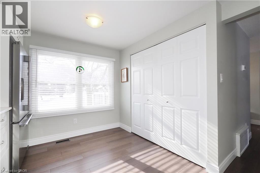 20 FIELDSTONE Walk thumbnail 19