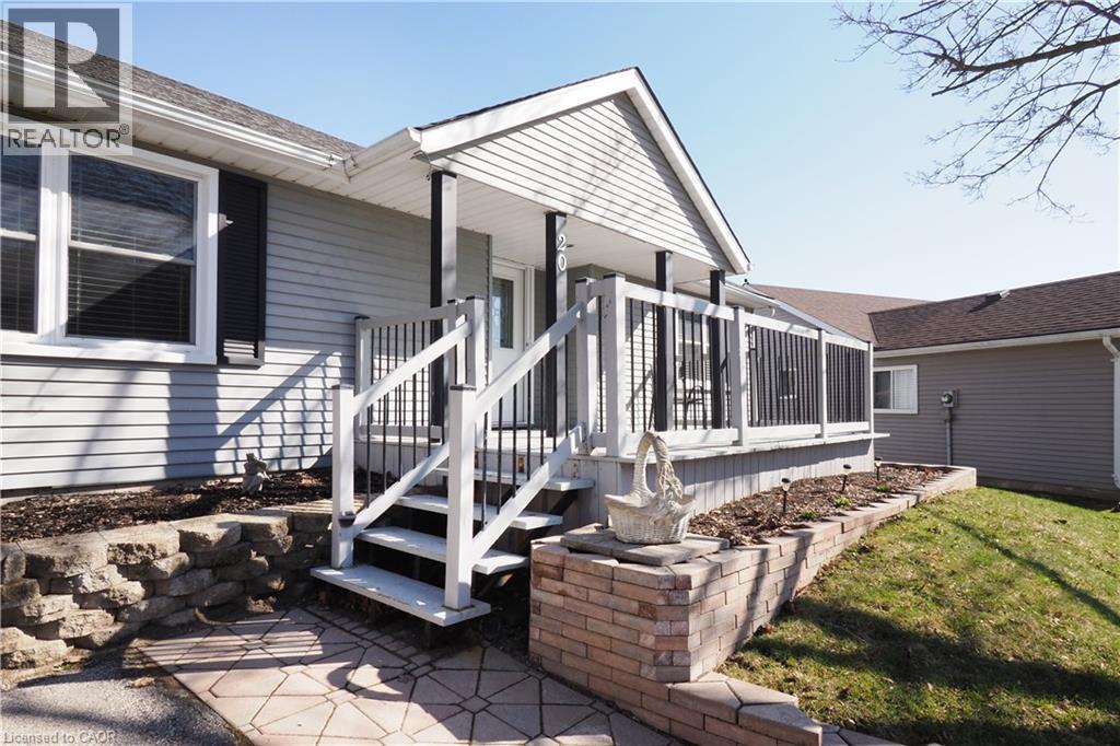 20 FIELDSTONE Walk thumbnail 2