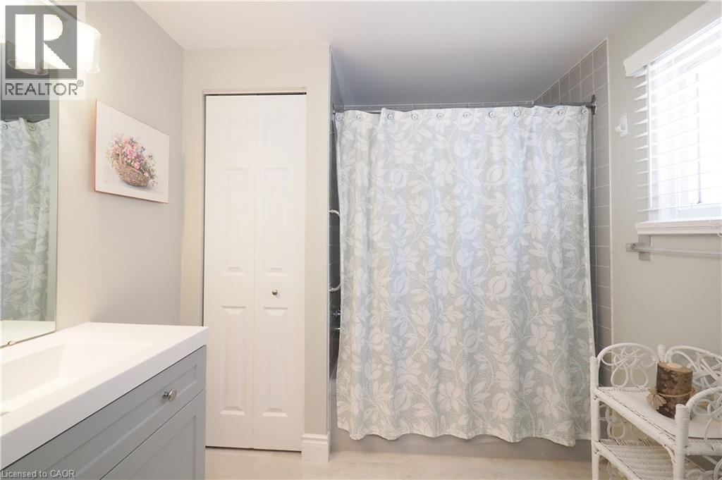 20 FIELDSTONE Walk thumbnail 30