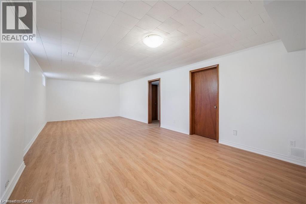 582 SKYLARK Road thumbnail 24